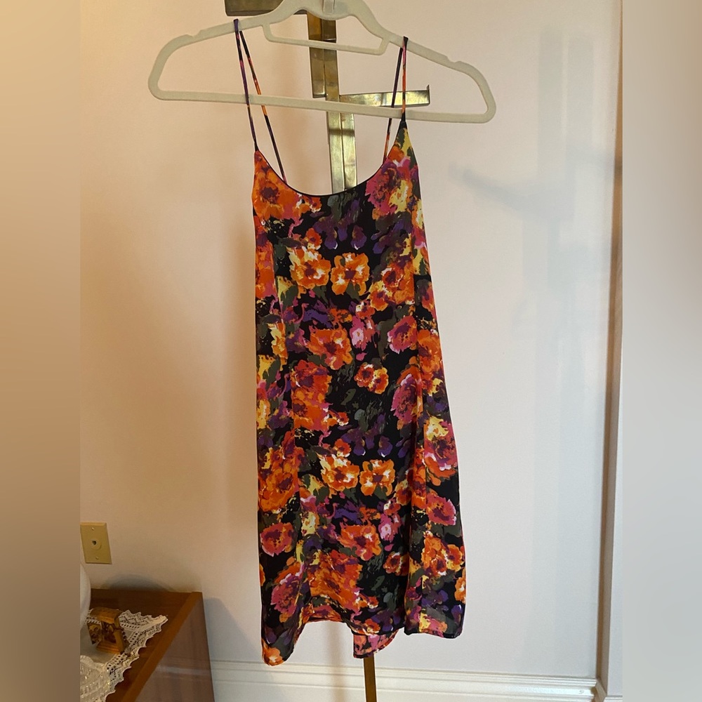 NWOT: Sparkle & Fade Floral Dress